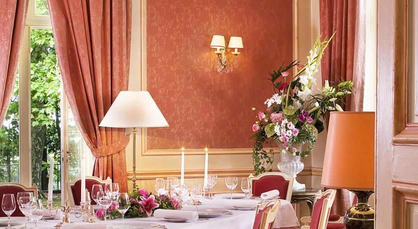 Chateau De Divonne Ristorante foto
