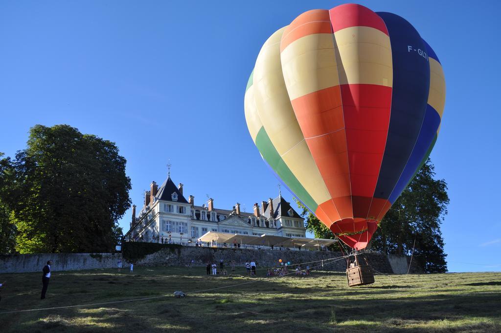 Chateau De Divonne Esterno foto